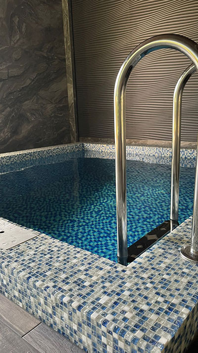 монтаж бассейнов