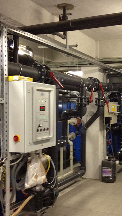 монтаж бассейнов